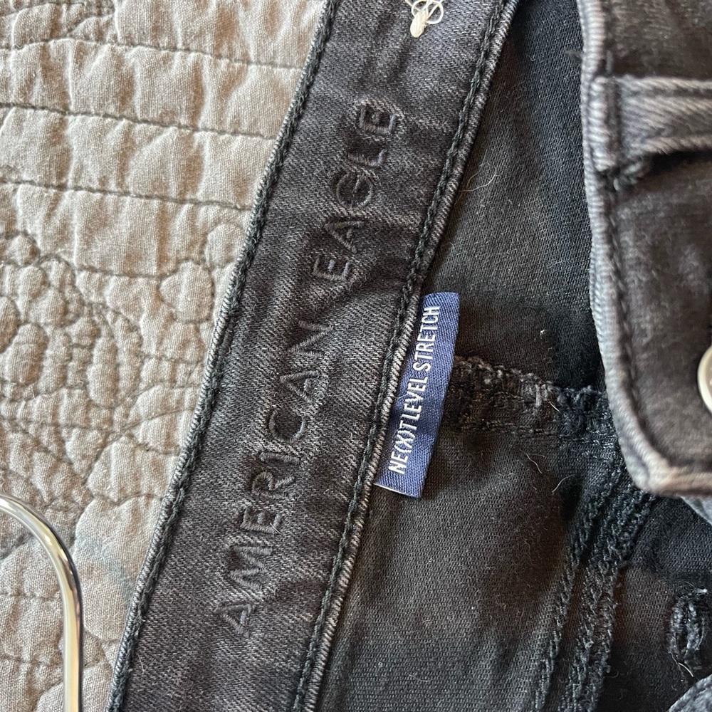 American Eagle Black Distressed Button Up Shorts - image 5